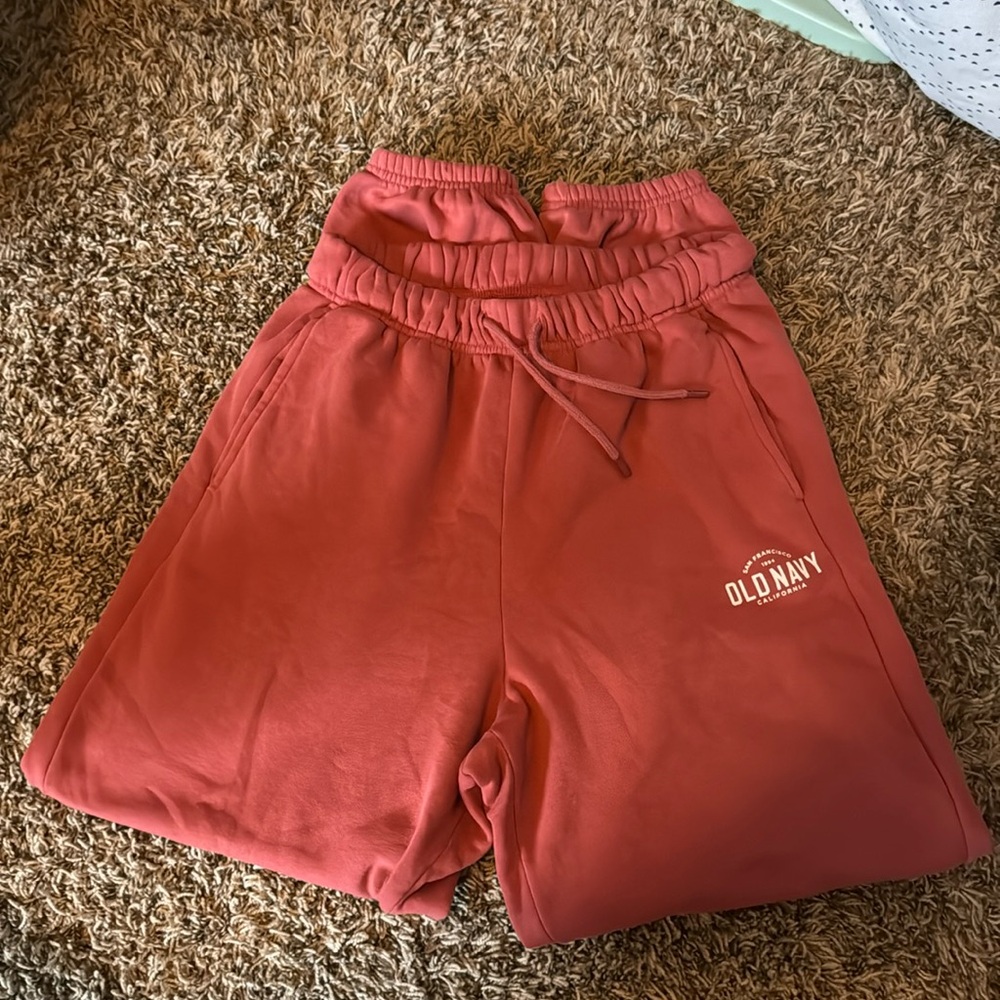 Small old navy joggers